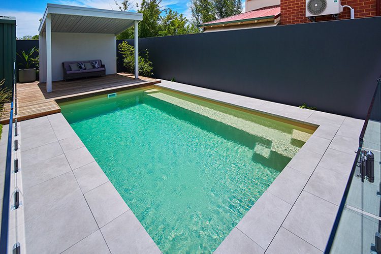 horizon-5m-pool-3.jpg